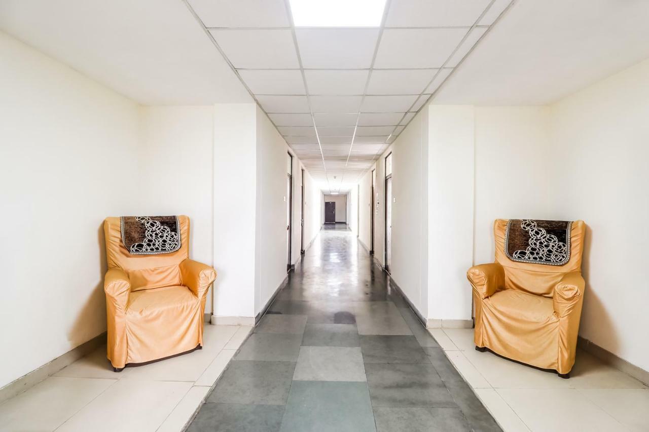 Capital O 60233 Brij Ki Rasoi Deluxe Hotel Лакнау Екстериор снимка